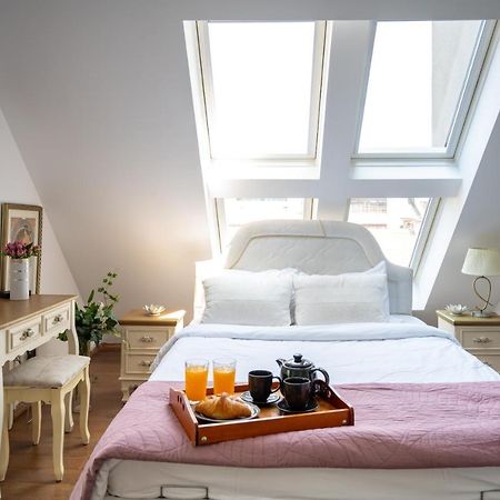 Sunny Studio With A View In Top Center Sofia Bagian luar foto