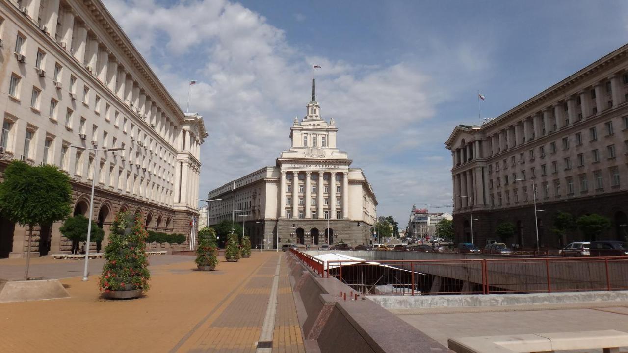 Sunny Studio With A View In Top Center Sofia Bagian luar foto